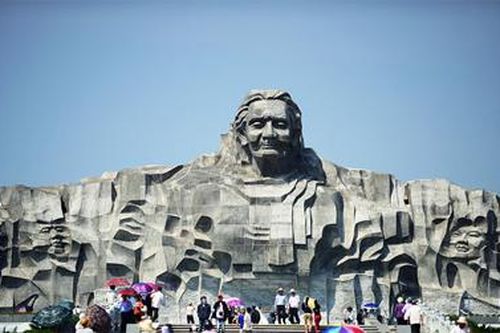 Nghẹn ngào trước huyền thoại mẹ Thứ