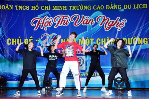 Giáo dục Tin tức giáo dục 'Hai mươi năm một chặng đường'