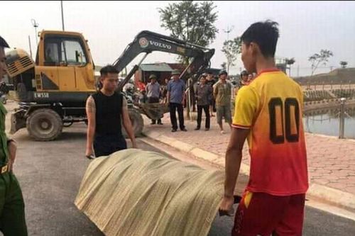 Đi chơi ngày 20/10, nữ công nhân rơi xuống hồ tử vong