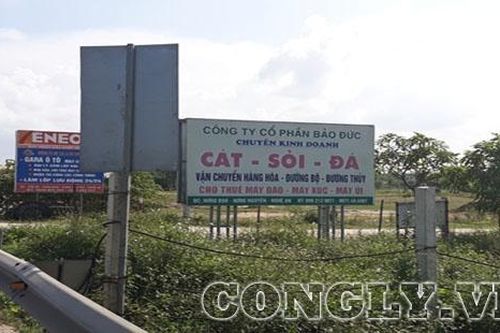Huyện Hưng Nguyên – Nghệ An: Doanh nghiệp tự ý xây dựng ga ra ô tô và cây dầu