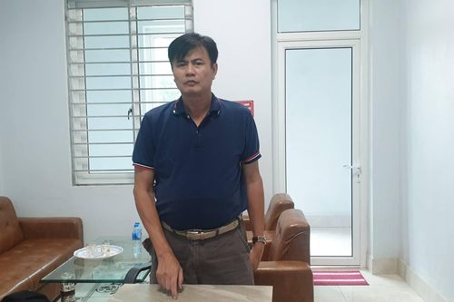 Dầu thải đổ xuống nguồn nước sông Đà là của Công ty gốm sứ Thanh Hà