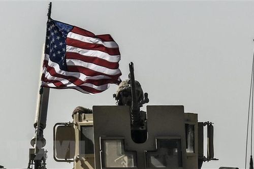 Mỹ tự phá hủy căn cứ không quân tại Syria trước khi rút quân