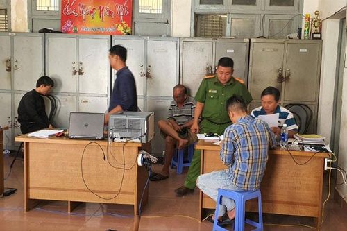 Khởi tố, bắt tạm giam những kẻ điều hành sòng bạc