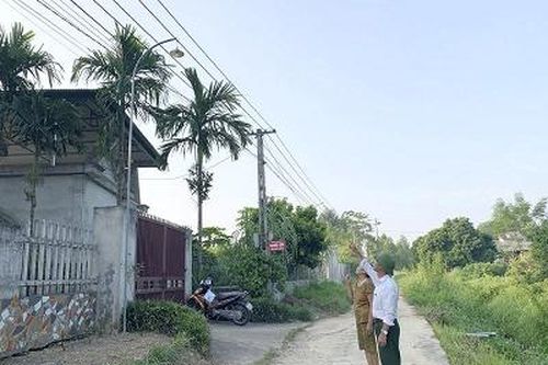 Sạch ngõ, đẹp làng nhờ dân vận khéo