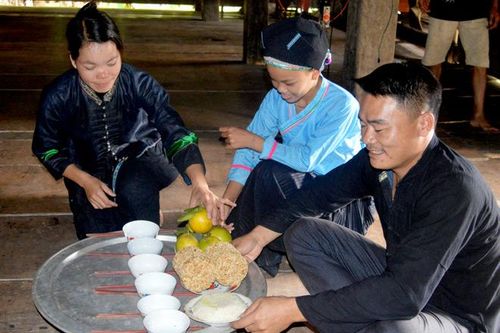 Lễ cúng cơm mới của người Nùng Yên Sơn