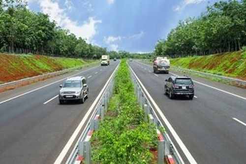 Nhà đầu tư chờ gỡ nút thắt về vốn tín dụng dự án cao tốc Bắc - Nam