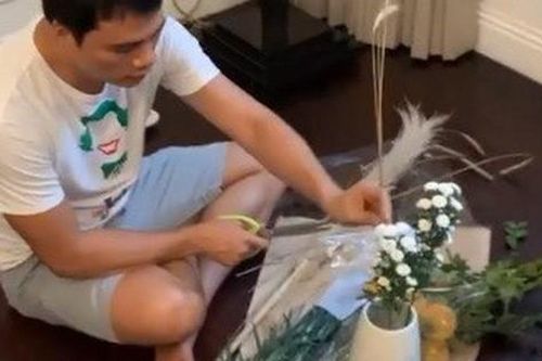 Doanh nhân thành đạt như chồng Á hậu Thanh Tú nhưng vẫn tự tay làm điều này cho vợ