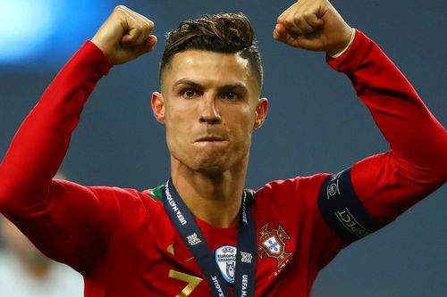 Ronaldo được đề cử Quả bóng Vàng năm thứ 16 liên tiếp