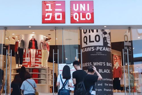 Zara, H&M thu hàng tỷ đồng/ngày tại Việt Nam, cơ hội nào cho Uniqlo?