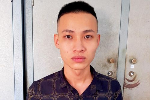Đâm người khác nguy kịch sau khi trêu ghẹo nhóm khách nữ