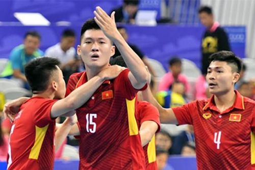 Bóng đá Việt Nam hôm nay 22/10: Futsal Việt Nam hòa đáng tiếc Indonesia, U22 Thái Lan loại 'sao' Thái kiều