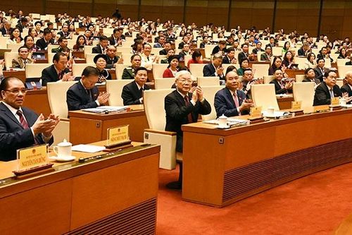 Khai mạc trọng thể kỳ họp thứ tám, Quốc hội khóa XIV