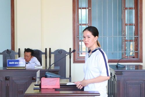 Người đàn bà trộm ma túy đem về bán lẻ