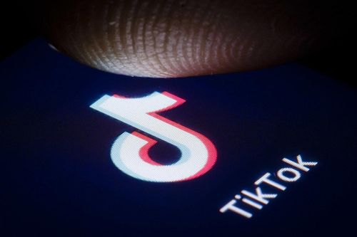 Mạng xã hội TikTok đóng các tài khoản tuyên truyền cho IS
