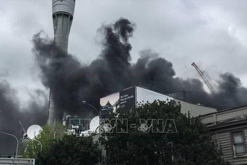 Cháy lớn tại trung tâm thành phố Auckland, New Zealand