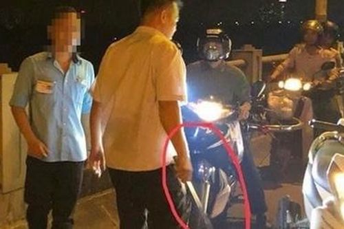 Xác minh thông tin nhân viên xe buýt đánh người trên cầu Vĩnh Tuy