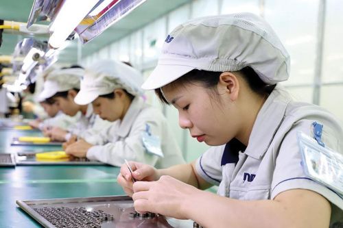 Chưa thống nhất đề xuất tăng tuổi nghỉ hưu, làm việc 44 giờ hay 48 giờ/tuần
