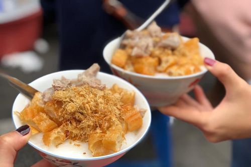 4 tọa độ cháo ngon nóng hổi cho Hà Nội ngày mát trời