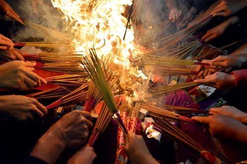 Khuyến nghị không đốt đồ mã, vàng mã trong các cơ sở thờ tự, di tích và lễ hội: Chuyển biến từ nhận thức đến hành động