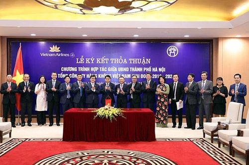 TP Hà Nội và Tổng công ty Hàng không Việt Nam ký kết thỏa thuận hợp tác giai đoạn 2019-2024