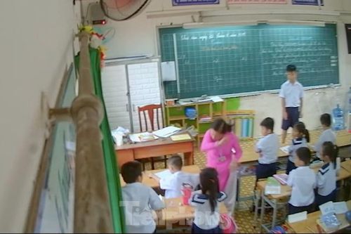 Cô giáo đánh, mắng học sinh trong lớp ở TPHCM bị buộc thôi việc