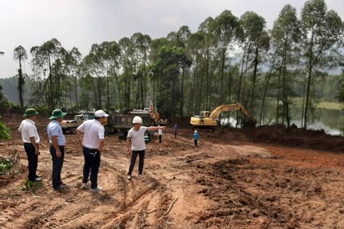 Vụ ô nhiễm do trại gà xả thải ở Phú Thọ: Gần 1 tỷ đồng hỗ trợ các hộ dân
