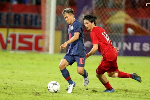 Akira Nishino dựa vào 'Messi Thái' để đấu Việt Nam
