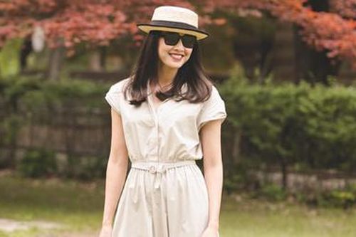 Dương Mỹ Linh cười tỏa nắng, đẹp 'lịm tim' giữa khung cảnh mùa thu