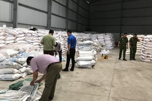 'Tịch thu' 250 tấn đường cát nhập lậu tại Bình Dương