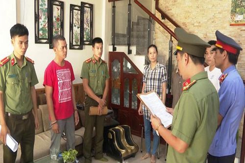 Khởi tố 7 hướng dẫn viên du lịch sử dụng chứng chỉ ngoại ngữ giả
