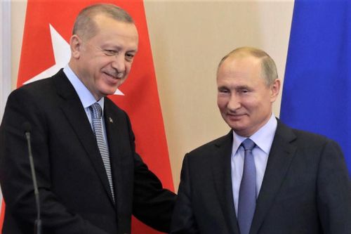 Cái bắt tay của ông Putin và ông Erdogan loại Mỹ khỏi bàn cờ Syria