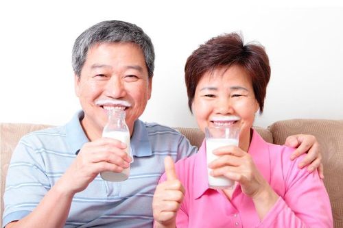 Người bị tiểu đường vẫn nên uống sữa?