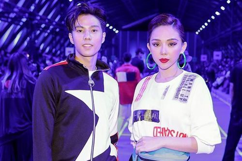 Tóc Tiên cá tính chụp hình cùng mỹ nam 'Tuổi nổi loạn'