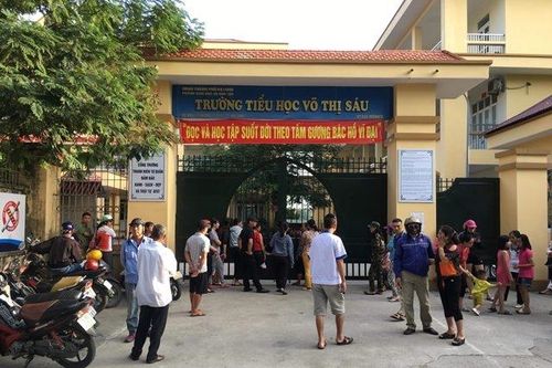 Khẩn trương điều tra vụ 5 em học sinh nhập viện nghi ngộ độc