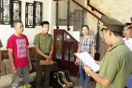 Khởi tố 7 hướng dẫn viên du lịch tại miền Trung