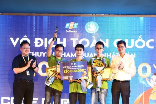 Sinh viên công nghệ giành 140 triệu đồng từ cuộc thi lập trình