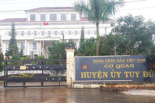 Vụ đánh lái xe nhập viện, Chánh văn phòng Huyện ủy đi làm nhậu '3 tăng'