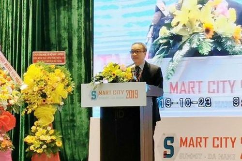 Bộ TT&TT cam kết phối hợp chặt chẽ và đồng hành với các địa phương để phát triển đô thị thông minh
