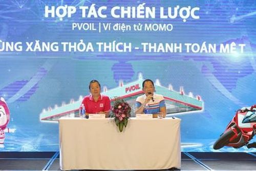 PVOIL và ví MOMO ký kết hợp tác chiến lược
