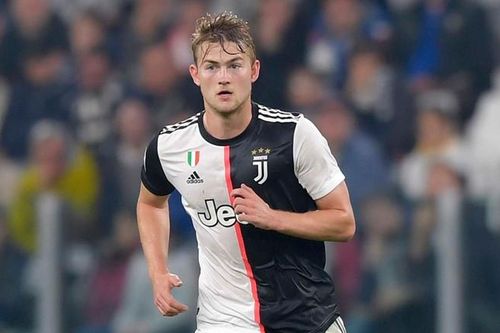 De Ligt được bênh vực sau phong độ tồi tệ ở Juventus