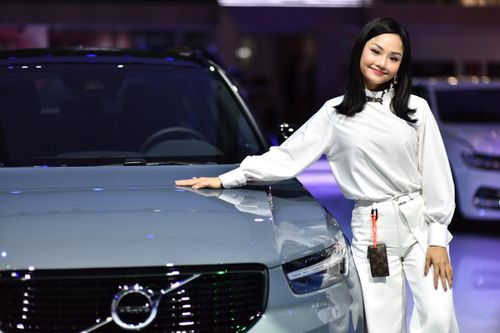 Miu Lê xuất hiện tại Vietnam Motor Show 2019