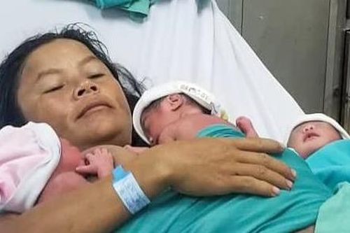 Sản phụ sinh ba sau khi siêu âm thai đôi