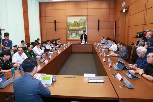 Quốc hội thảo luận về dự án sân bay quốc tế Long Thành