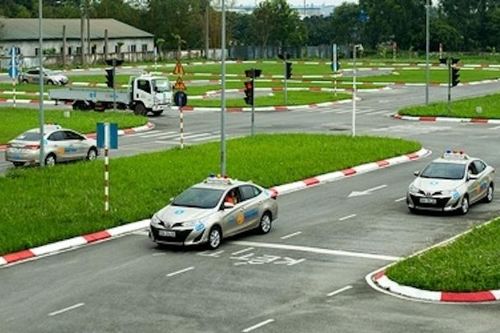 Những điều người sắp học lái xe cần biết