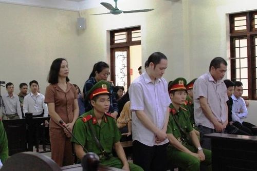 Tuyên án các bị cáo vụ gian lận điểm thi tại Hà Giang