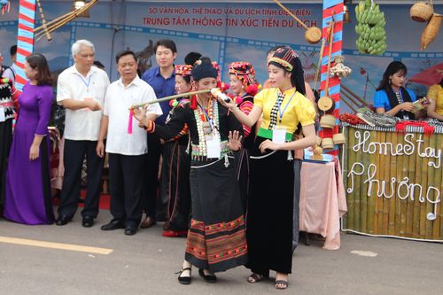 Gìn giữ sáo mũi của dân tộc Khơ Mú
