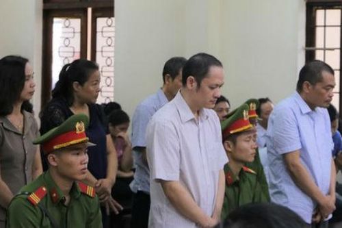 Tuyên phạt các bị cáo trong vụ gian lận điểm thi ở Hà Giang