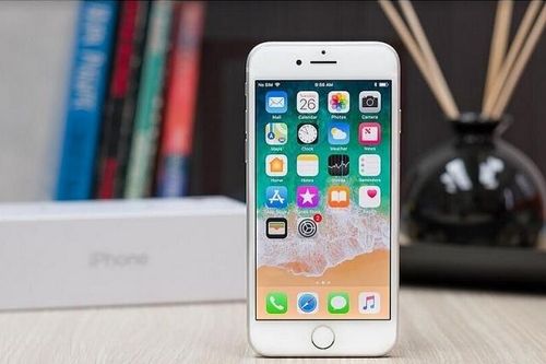 iPhone SE 2 sử dụng màn hình LCD của LG