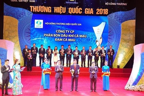 Nâng tầm thương hiệu, giá trị Việt Nam