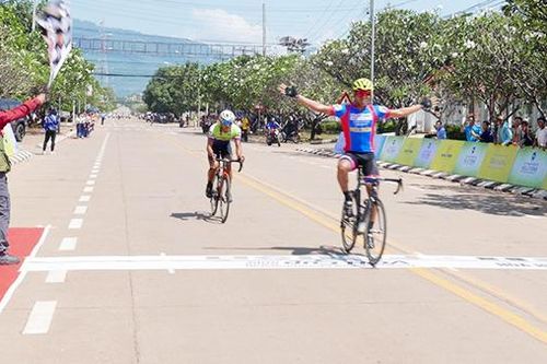 Nguyễn Trúc Xinh về nhất chặng 5